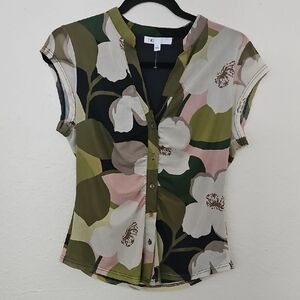 New Without Tags DR2 Green and Black Fitted Blouse with Notched Collar